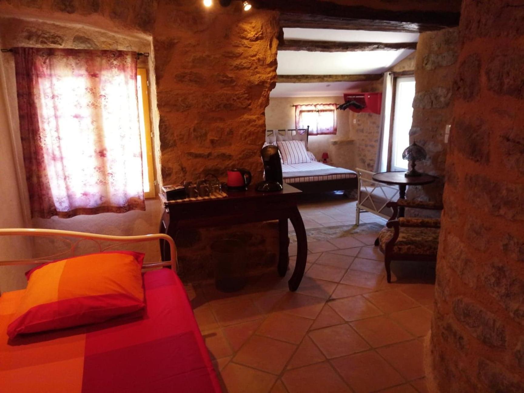 La Prade Basse 82 Bed & Breakfast แซ็ง-ต็องโตแน็ง ภายนอก รูปภาพ