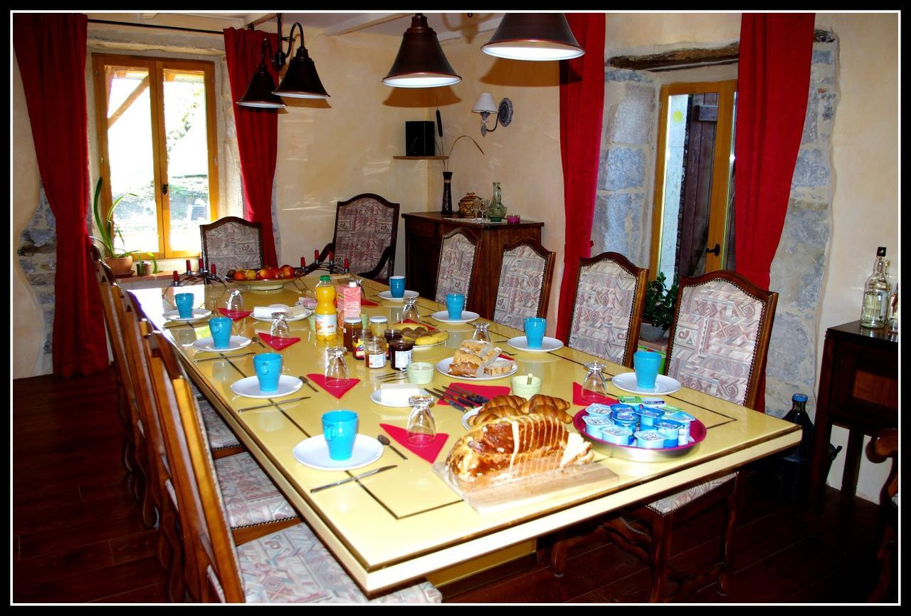 La Prade Basse 82 Bed & Breakfast แซ็ง-ต็องโตแน็ง ภายนอก รูปภาพ